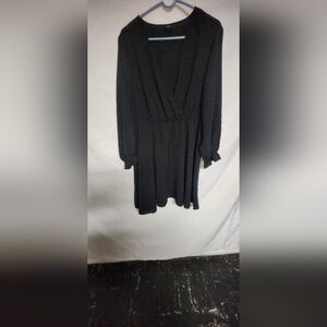 Elegant Black Long Sleeve Dress